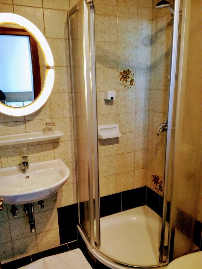 Mosers Pension Villach Zewnętrze zdjęcie